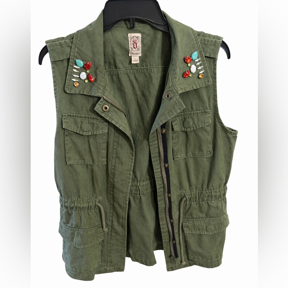 Green vest